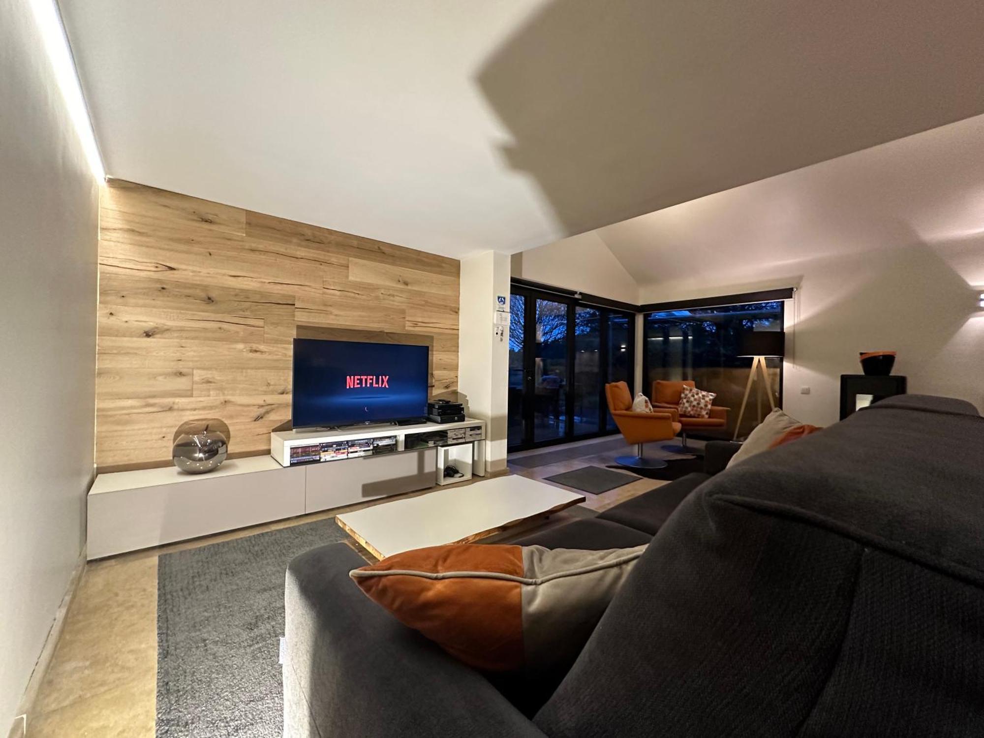 Sakura Lodging Bossut-Gottechain Exteriér fotografie