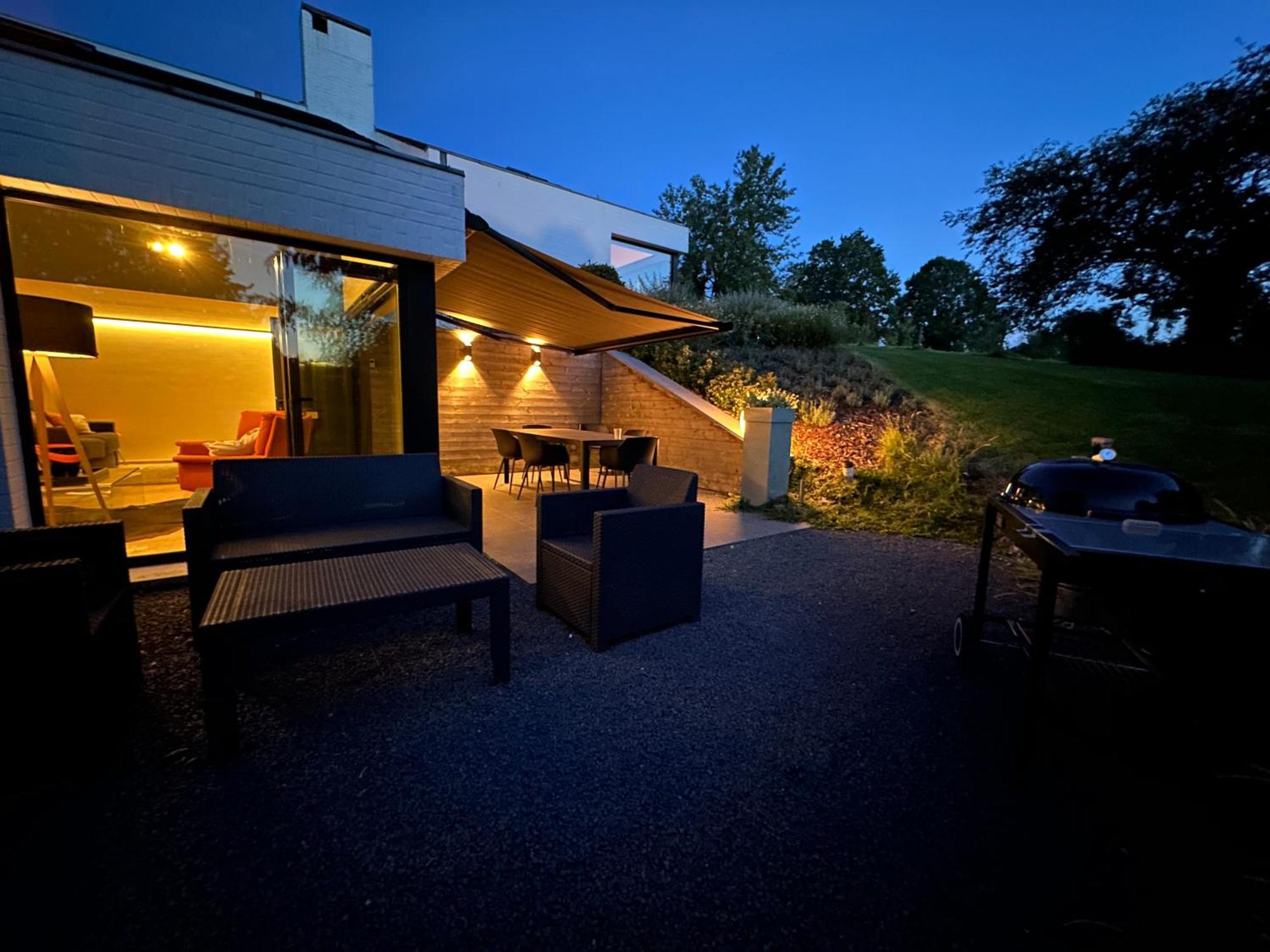 Sakura Lodging Bossut-Gottechain Exteriér fotografie